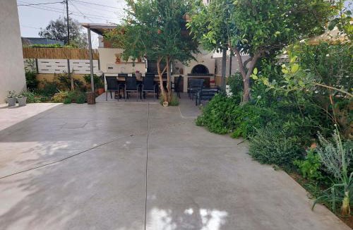 Platanes Apartment | Elea Suites Adelianos Kampos
