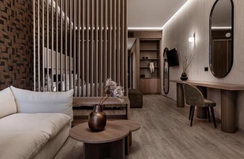 Planos Hotel | Elegance Luxury Executive Suites - Adults Only