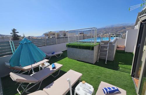 Chania Town Apartment | Elegant 2BR Apt Rooftop Pool & Walk to Old Town