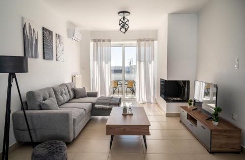 Keratsini-Drapetsona Apartment | Elegant apartment with breathtaking cityscape view (Drap F5)