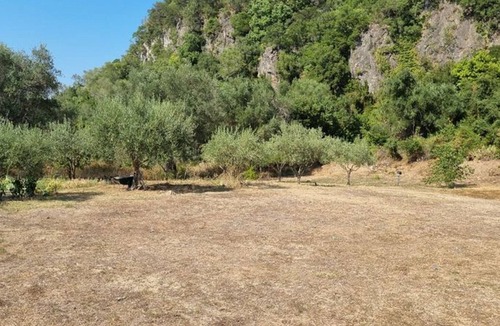 Gouvia House | Elegant Holiday Home in Gouvia with Garden