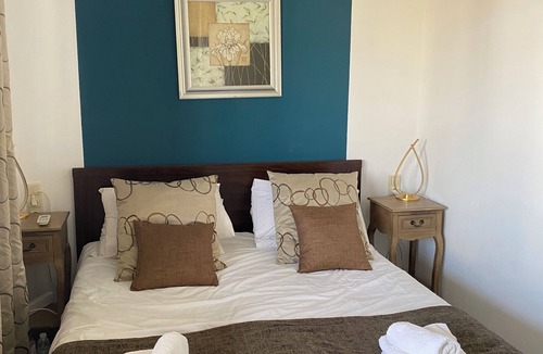 Makry Gialos Resort | Elegant, Modern With Shared Swimming Pools