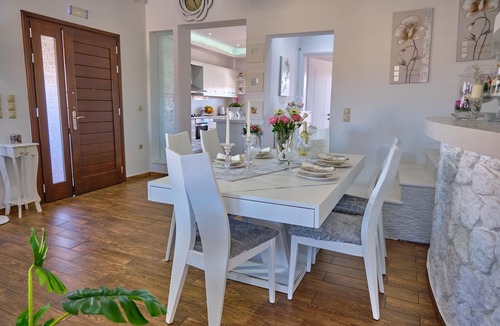 Agios Stefanos Avliotes Apartment | Elena Luxury Suite Agios Stefanos
