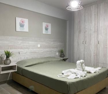 Panormos Apartment | Elena's Apartment