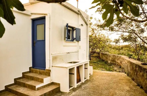 Nisi House | Elena's family summer home