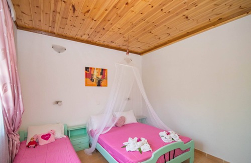 Sidari Apartment | Eleni Family Apartments - FAMILY AND FRIENDLY ENVIROMENT