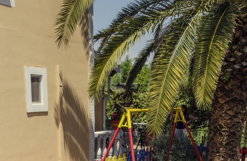 Sidari Apartment | Eleni Family Apartments - FAMILY AND FRIENDLY ENVIROMENT