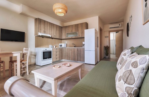 Agia Pelagia Apartment | "Elia" apartment - 1 Bedroom Apt/Sea view/Shared Pool/Sleeps 4