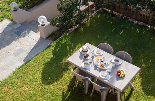 Lygaria Apartment | Elio A 1BDR Apt with Garden 1 min from the beach by Hospi