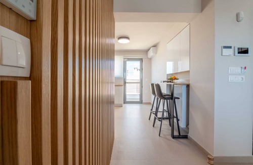 Moschato-Tavros Condo | Elite Penthouse with Pool and Skyline View