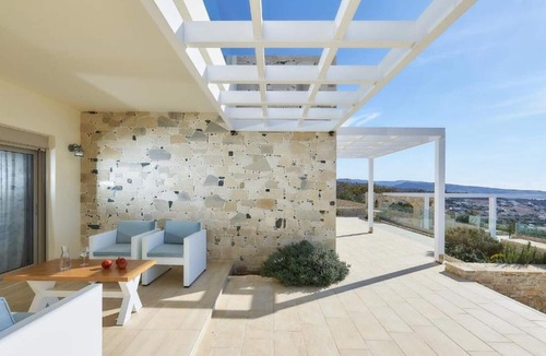 Kalamaki Apartment | Elkysti Crete Deluxe Apartment "Eleftheria"