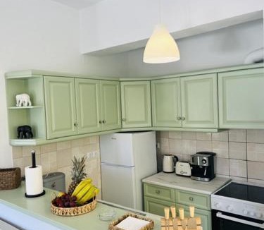 Lakka House | Ellie’s House