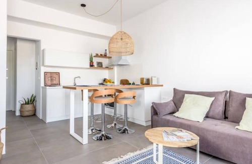 Apollonia Apartment | Elyos Apartment Era