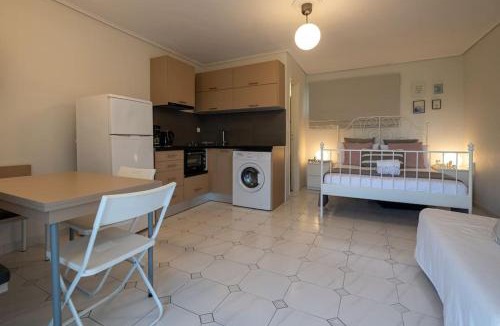 Avia Apartment | Elysian Studio