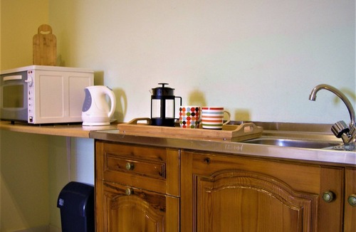 Plaka Apartment | Emerald