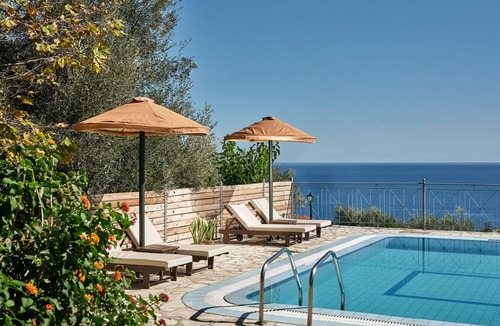 Varvara Villa | Emerald Superior Villa
