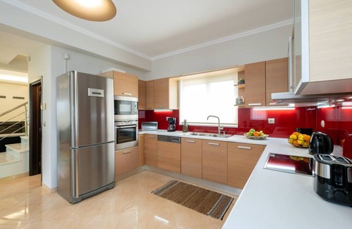 Pitharion Villa | Emma Hills Villa | Cretan Hospitality
