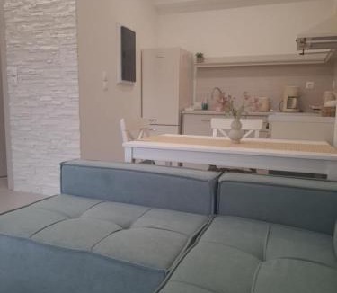 Xifias Apartment | EmvaSea Seaside apartment