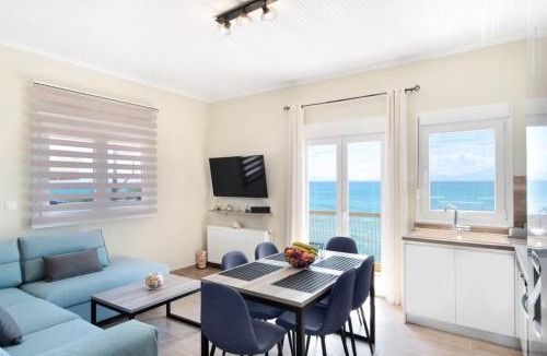 Nea Iraklia House | Endless sea view house
