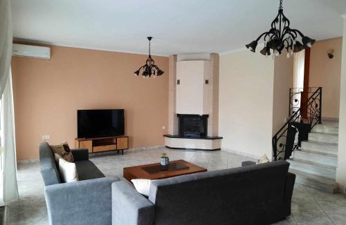 Kavala House | Enjoy Inn