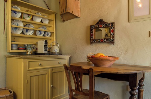 Symi House | Enjoy the beauty of simplicity and tradition