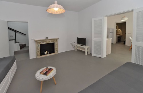 Exomvourgo Cottage | Enjoy your holidays in an excellent seaside home in Kardianni Bay (also known as Giannaki bay)