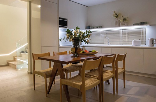 Adelianos Kampos Villa | “Erame Villa”. A beach villa you’ll totally crush on!