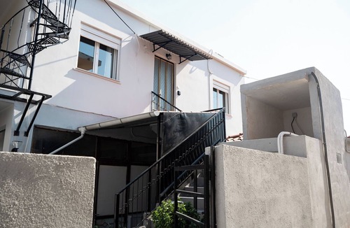 Troizinia Apartment | Escape To Mountain And Sea