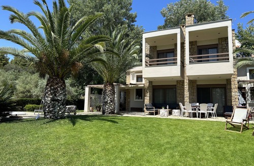 Porto Carras Villa | Escape to Paradise - Experience Luxury and Serenity at Villa Elina in Sithonia!