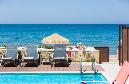 Rethymno Villa | Espera Luxury Beach Front Residence with Pool & BBQ, Walking to Amenities