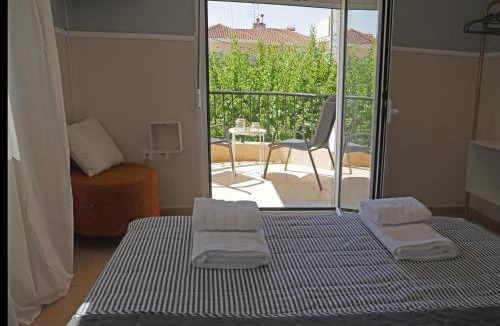 Maniakoi Apartment | Estelle Home