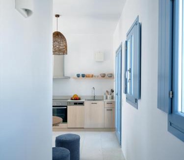 Piso Livadi Apartment | Etherio Apartment V