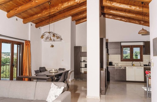 Monopari Villa | Eucalyptus Villa