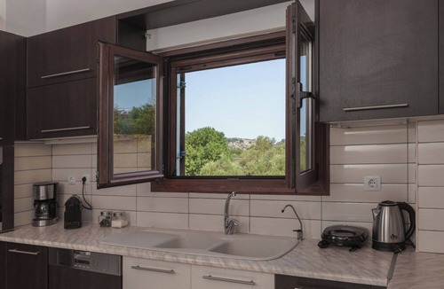 Monopari Villa | Eucalyptus Villa