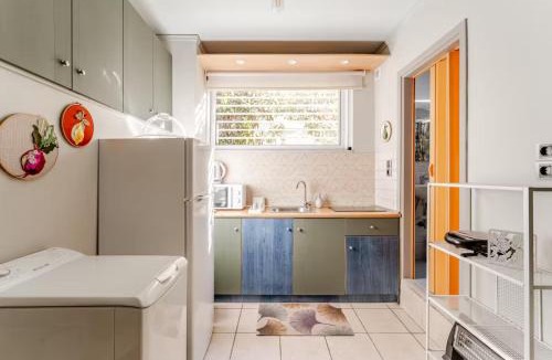 Aigaleo Apartment | Eva's Artistic Studio, 33sqm metro 7'