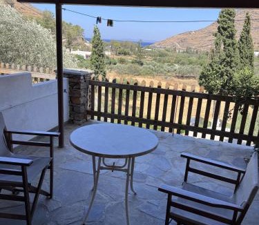 Pisses House | Evangelos Politis Rooms Kea