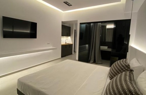 Naxos Town Apartment | Evenos Suites