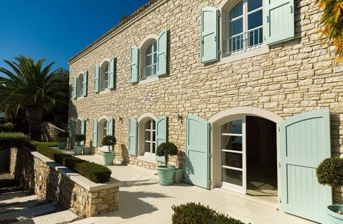 Katavolos Villa | Exclusive Stone Villa with Magnificent Panoramic Sea View, Private Pool, Jacuzzi, Gym, Tennis Court