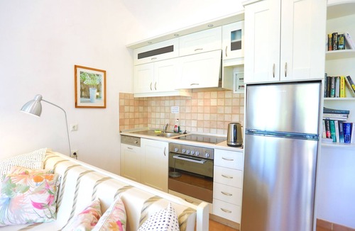 Katsimatika Villa | Experience Paxos at Petros Villa in Yioliskari Beach, Sea Views, WiFi