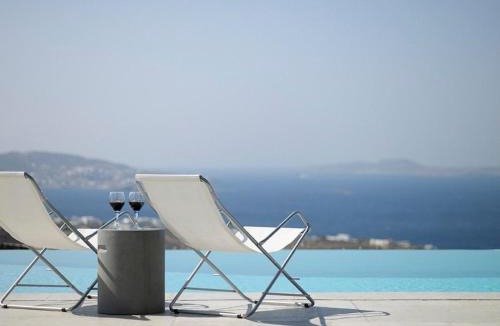 Faros Armenistis Villa | Exquisite Mykonos Villa Villa Superior 4 Bedroom Private Pool Sea View Houlakia