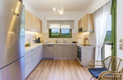 Plakias Villa | Exquisite Rethymno Villa | 5 Bedrooms | Villa Noitra | Beautiful