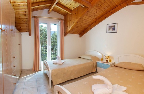 Agia Efimia Apartment | "Faos" Luxury Apartments,3d floor, 2 bedroom Attic, [sleeps 5]