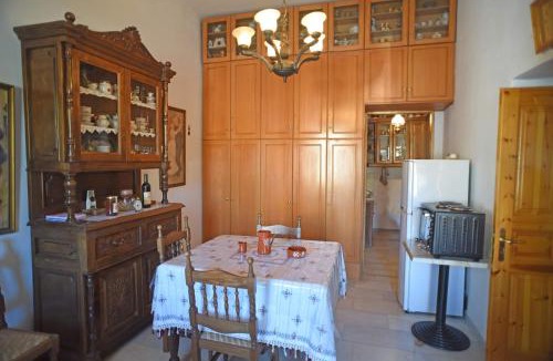 Aperathos Apartment | Fabrica home