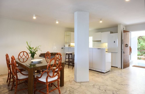 Vouliagmeni Apartment | Family friendly & couples' luxury apartment by the beach w/pool & best sea view
