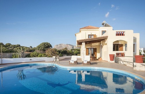 Livadi Villa | Family Friendly Property with Private Pool & Sea views, only 1 km to the Beach!