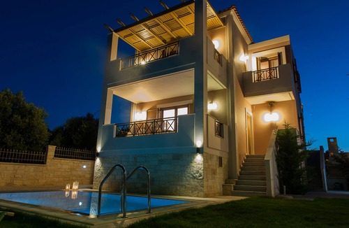 Adele Villa | Family - Friendly, Suitable for long stay vacations