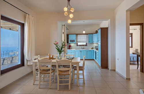 Agia Pelagia Villa | Family Friendly Villa with Heated Pool, Tennis, Jacuzzi, 4km to Sea & Amenities