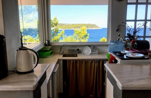 Kontos House | Family studio with sea & pool view
