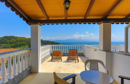 Gaios Apartment | Faros Tria, Gaios Family studio, sleeps 3, balcony, views