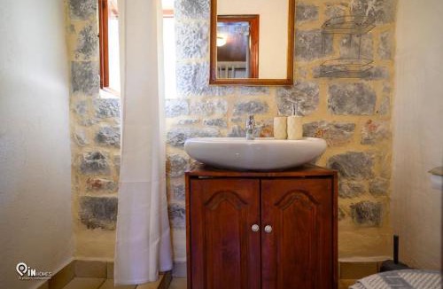 East Mani House | Faskomilo Stone House On The Beach
